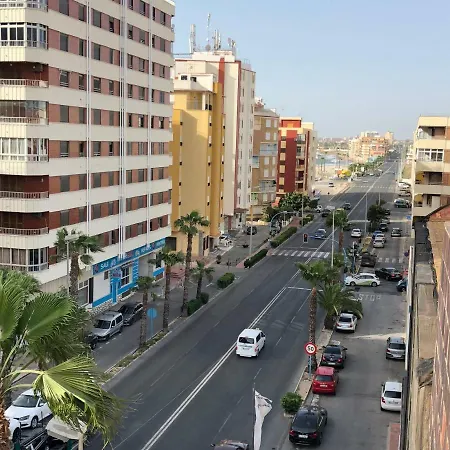 Light-filled Flat By The Beach Appartement Torrevieja